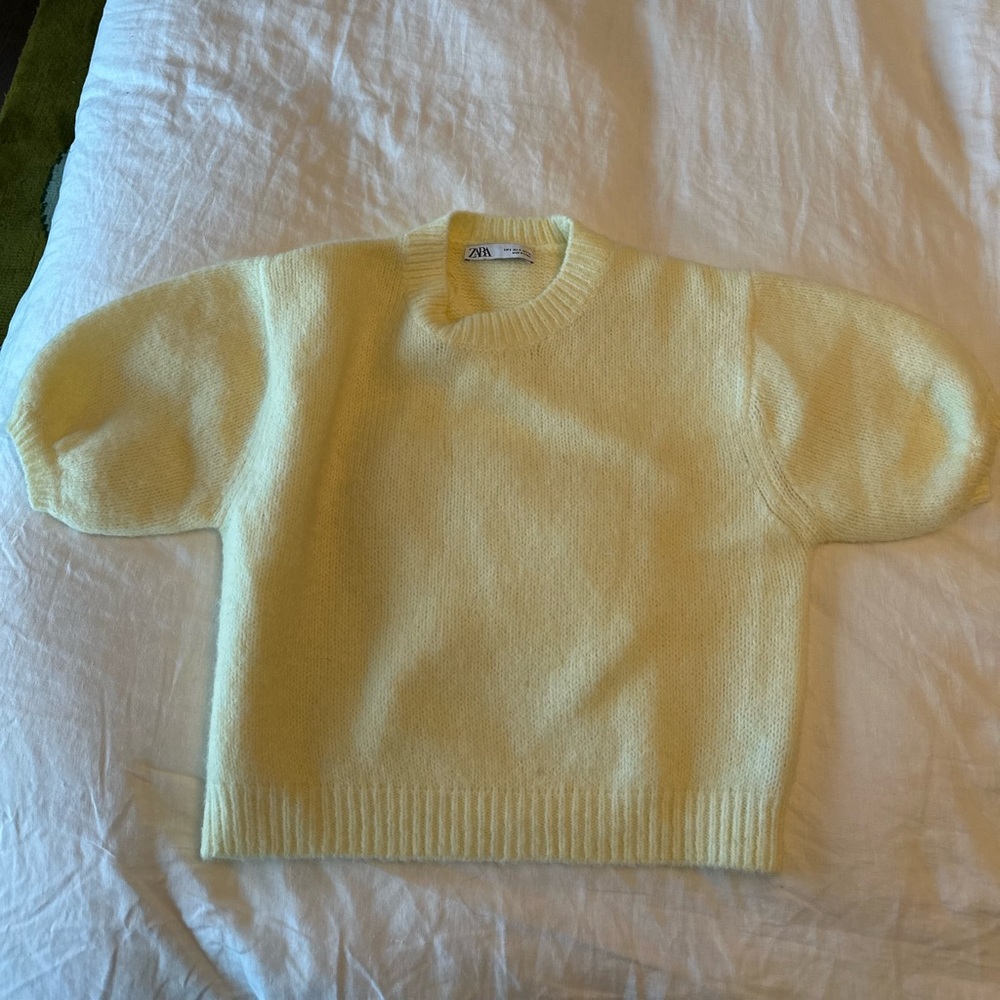 Zara Soft Yellow Knit Top